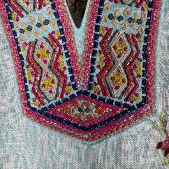John Mark V-Neck Linen Blend Floral Beaded Tunic Top L Blue Pink Beachy Coastal - Picture 4 of 9